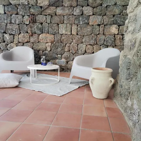 Dammuso Dell'oleandro Pantelleria